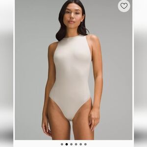 NWT Lululemon Wundermost Ultra-Soft Nulu High-Neck Sleeveless Bodysuit top Sz M